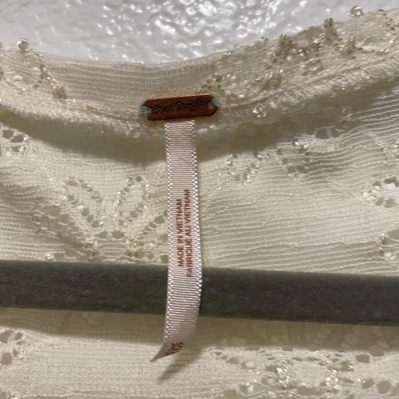 Free People Ivory Godet Daisy Lace Peplum Top - Picture 3 of 3